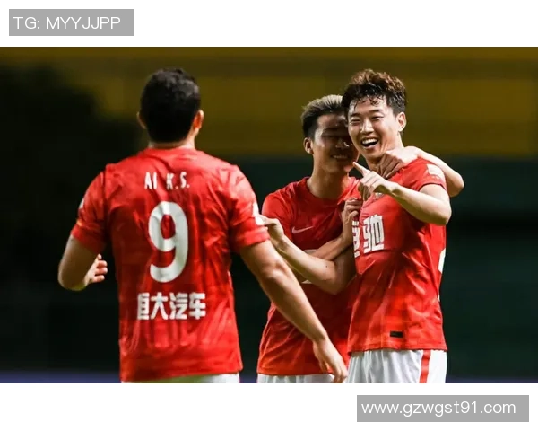 广州足球队领跑最新足球耐力排行榜前十名分析与解读 广州足球队领跑最新足球耐力排行榜前十名分析与解读