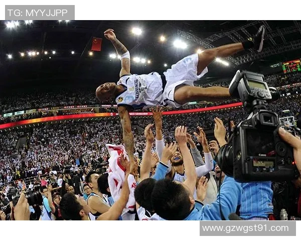 足球明星中的奇葩瞬间揭秘那些让人哭笑不得的趣事与传奇故事 足球明星中的奇葩瞬间揭秘那些让人哭笑不得的趣事与传奇故事